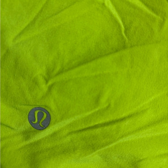 lululemon athletica Men's Bright Lime Shorts - Picture 3 of 9